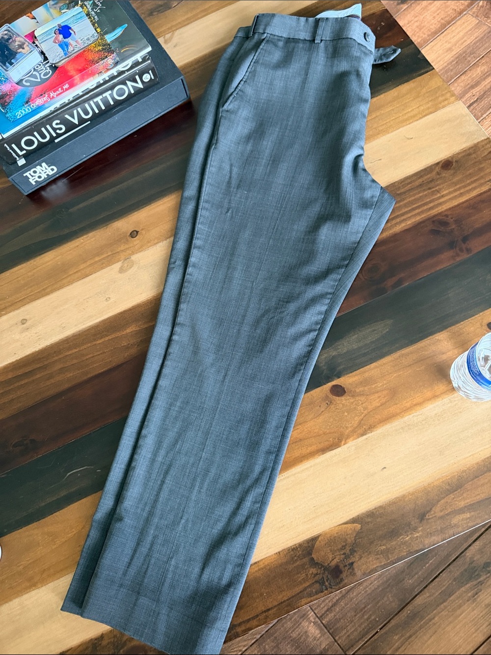 Roundtree & Yorke Men's Gray Dress Pants - Classic Tailored Fit